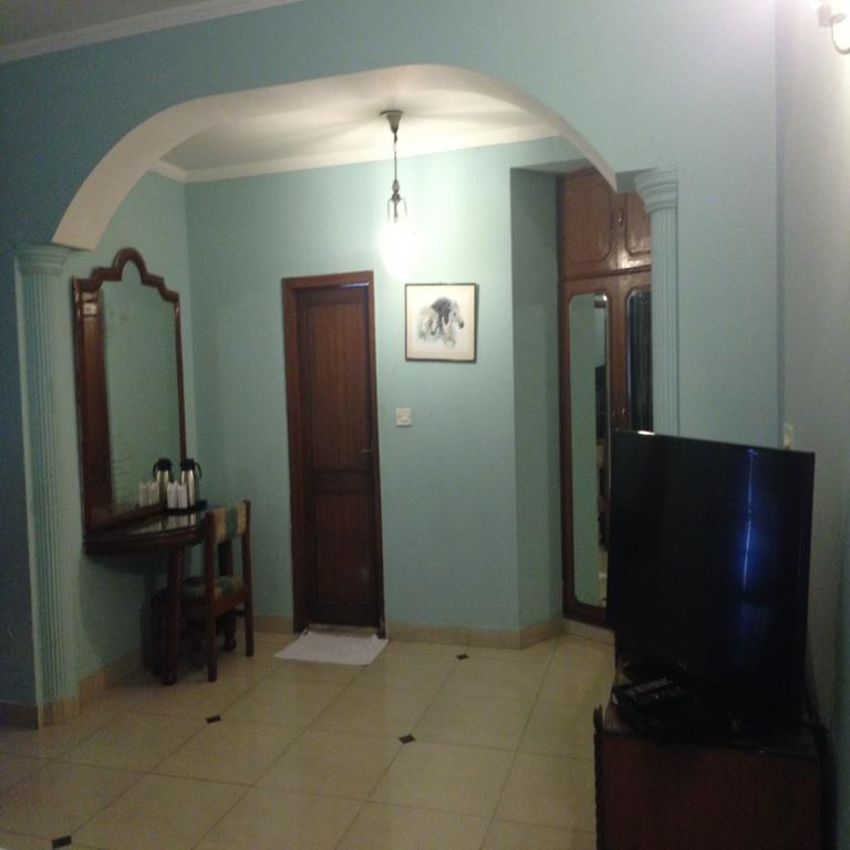Fabexpress Lloyd House New Delhi
